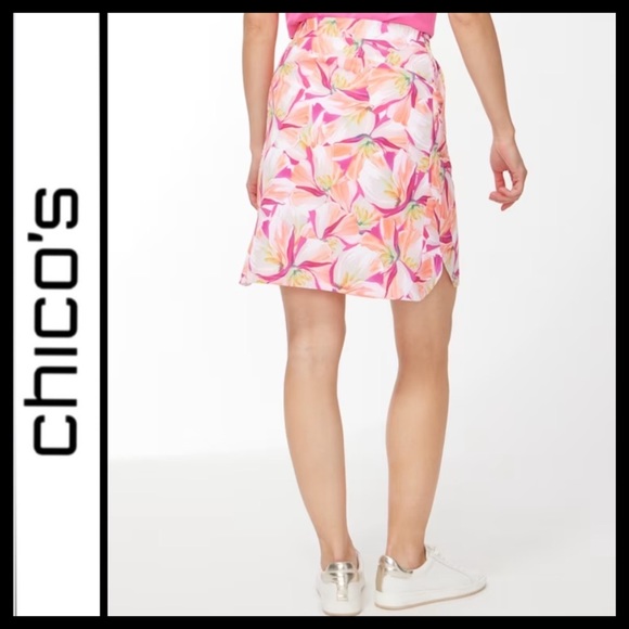 NWT Chico’s Zenergy UPF Floral Skort - Picture 4 of 10